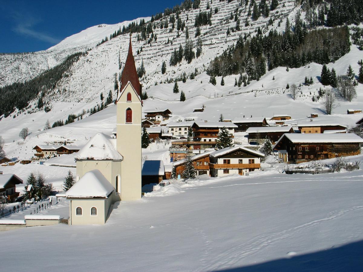 Gasthaus Alpenrose Gramais Bagian luar foto